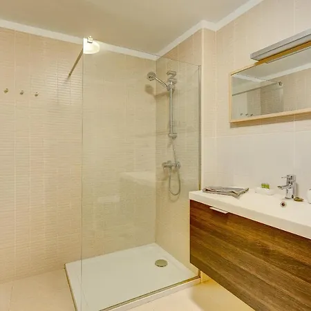 Horno 2a034 * Playa Paraíso